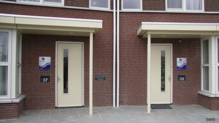 Gezinsvervangend huis te Reek